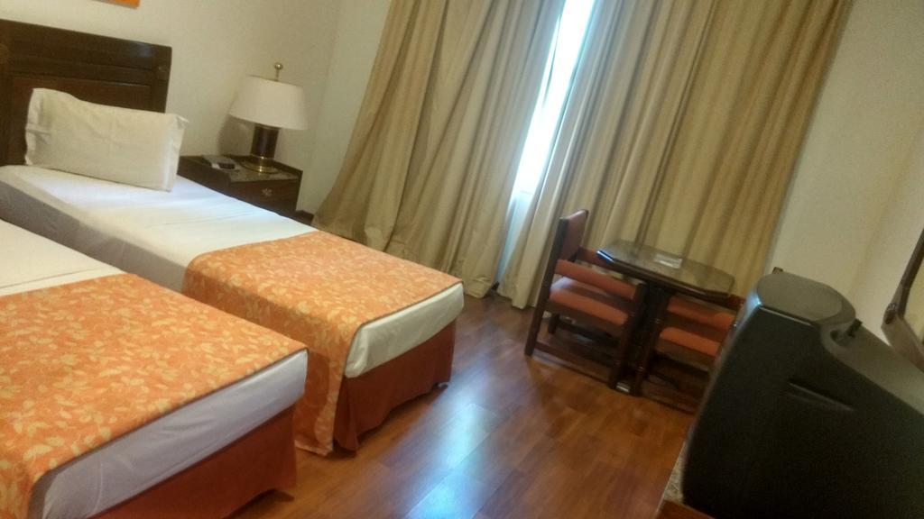 Hotel Tropical מנאוס מראה חיצוני תמונה A room at the hotel