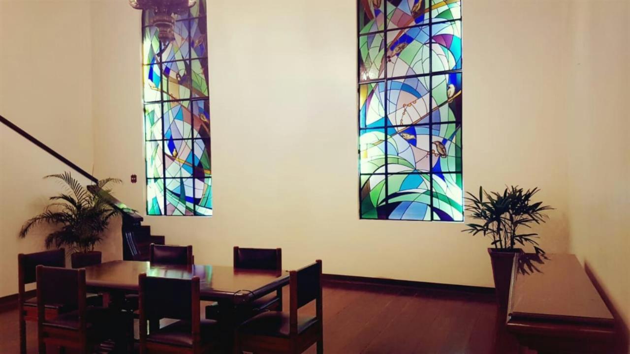 Hotel Tropical מנאוס מראה חיצוני תמונה The interior of the church